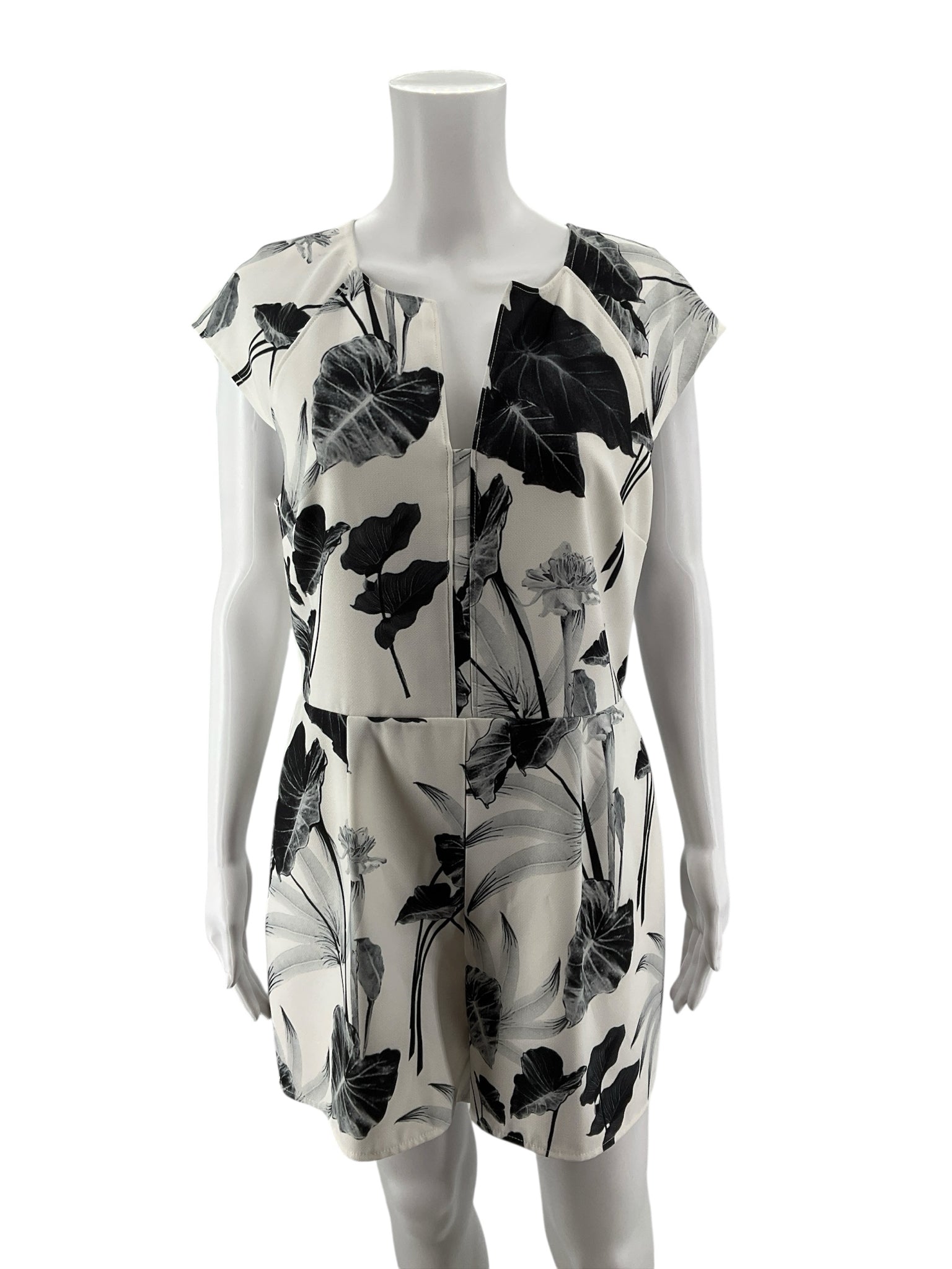 Ark &amp; Co Tropical Leaf Print Cap Sleeve Romper White Charcoal Size Large