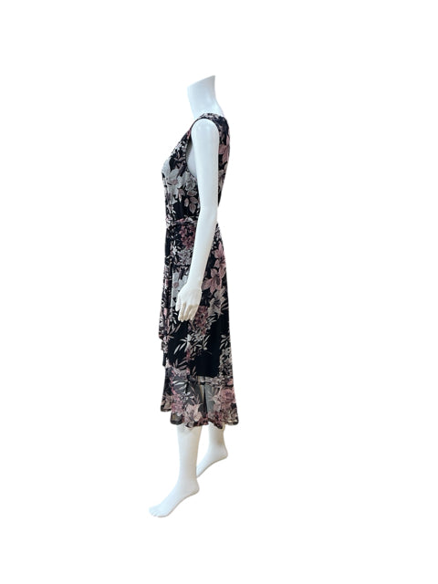 Connected Apparel Navy/Pink Floral Pre-Owned Ladies New With Tags Dress - Size 6 - Margaret’s Fine Consignment