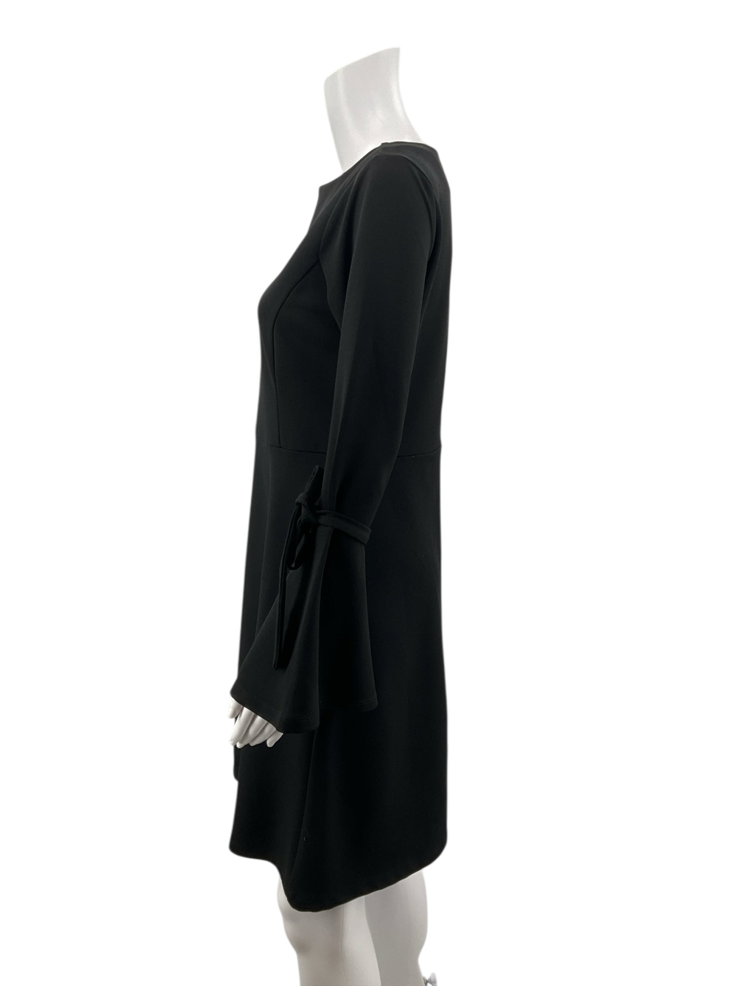 Ann Taylor Black Solid Pre-Owned Ladies Dress - Size 4