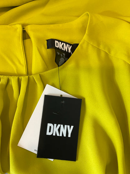 DKNY Green Short Sleeve Suite Chartreuse Green Flutter Sleeve Pintuck Blouse Top Size Medium - Size M