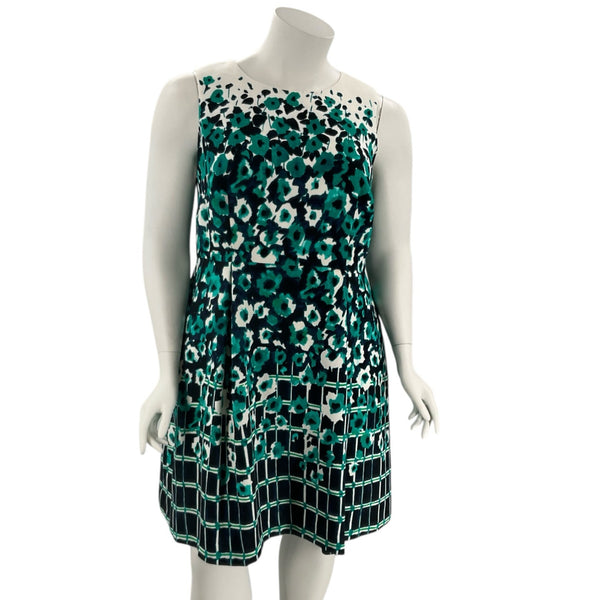 Adrianna Papell White/Green/Navy Floral Pre-Owned Ladies Dress - Size 18W - Margaret’s Fine Consignment
