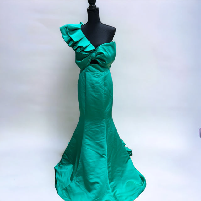 Ashley Lauren Size 8 Emerald Prom